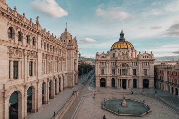La revolución de la realidad aumentada en los museos de España y México: una nueva forma de vivir la cultura y el turismo