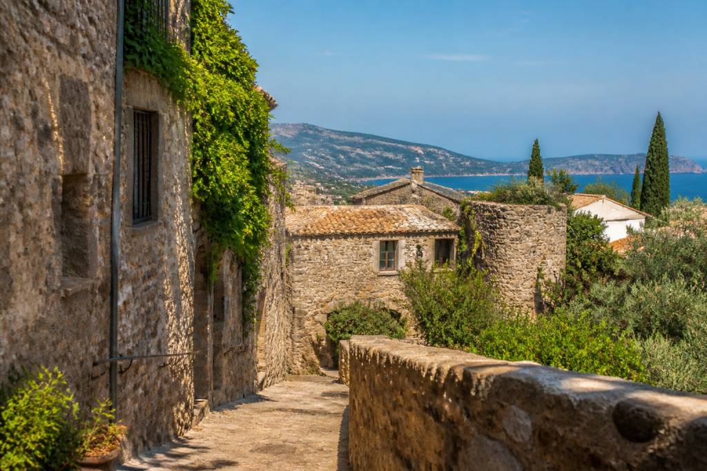 Begur pueblo medieval: qué ver y por qué visitarlo en la Costa Brava