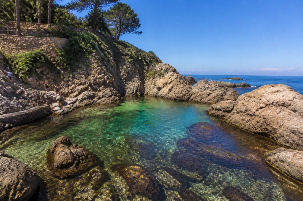 Begur piscina natural: guía para descubrir sus rincones más bonitos