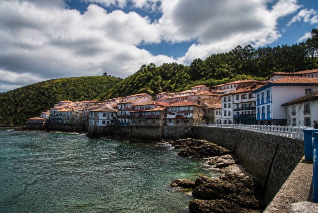 Asturias costa verde: pueblos y paisajes imprescindibles del litoral