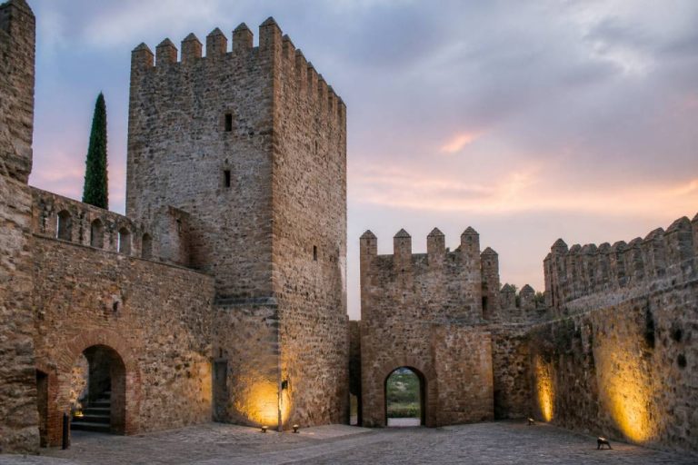 Badajoz castillo: historia y encanto de la alcazaba árabe
